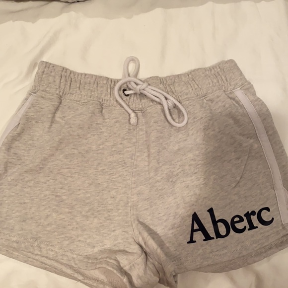 Abercrombie set - Picture 3 of 3